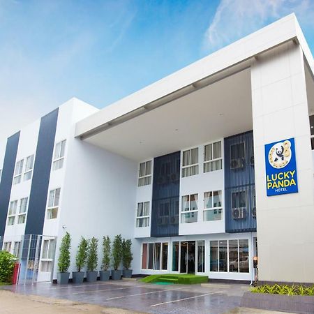 Lucky Panda Hotel Csiangmaj Kültér fotó