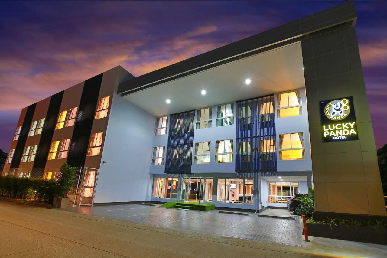 Lucky Panda Hotel Csiangmaj Kültér fotó